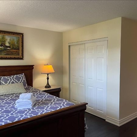 Btn Family-Style Bustling Area Self-Check-In So Fast Fiber Net Free Parking Appartement Toronto Buitenkant foto