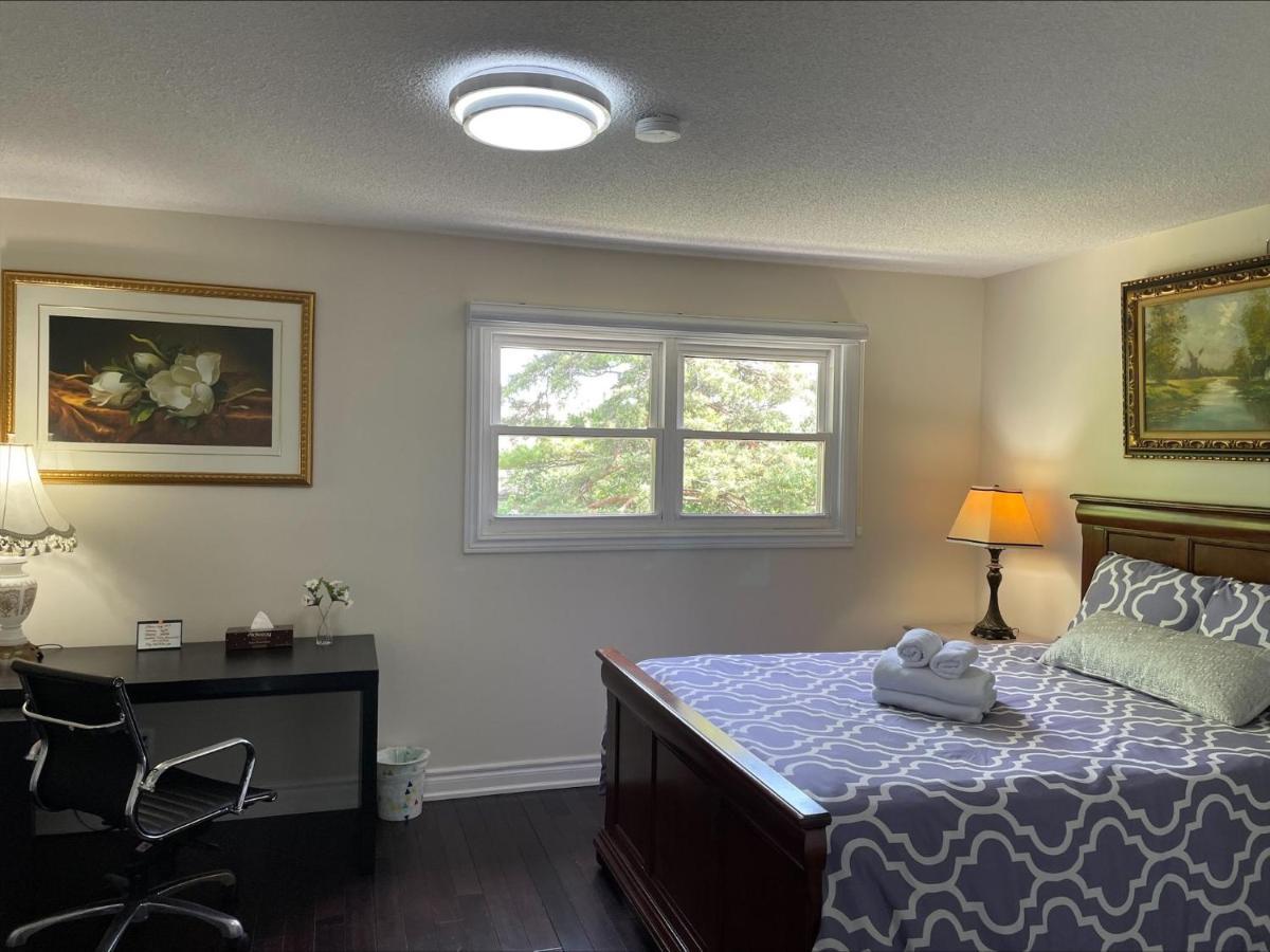 Btn Family-Style Bustling Area Self-Check-In So Fast Fiber Net Free Parking Appartement Toronto Buitenkant foto