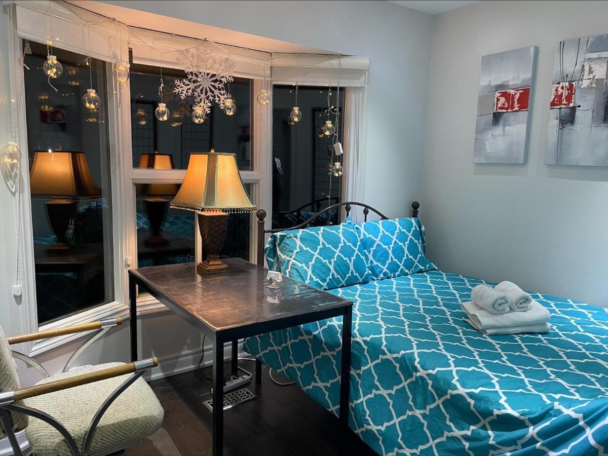 Btn Family-Style Bustling Area Self-Check-In So Fast Fiber Net Free Parking Appartement Toronto Buitenkant foto